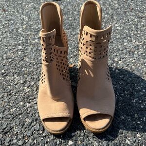 Jessica Simpson Beige Cutout Peep-Toe Boots